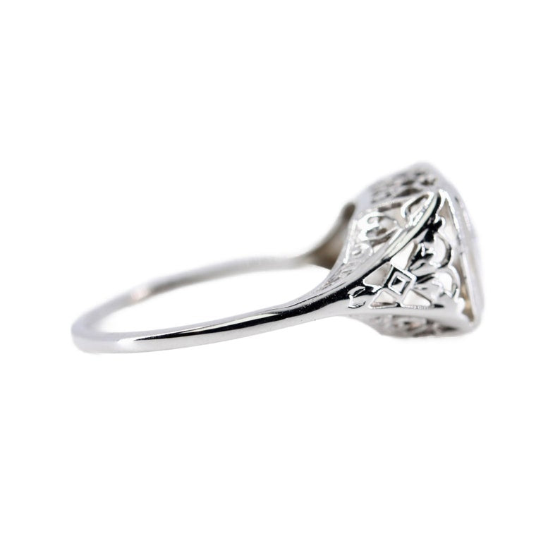 Art Deco 0.25ct Diamond Solitaire Engagement Filigree Ring in 18K White Gold
