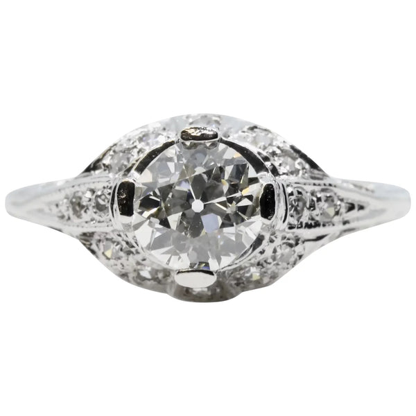 Entrancing Art Deco 0.85ct Diamond Engagement Ring in Platinum