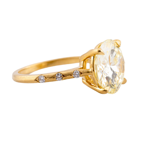 Mesmerizing 6.06ctw GIA Certified Diamond Engagement Ring in 18K Yellow Gold