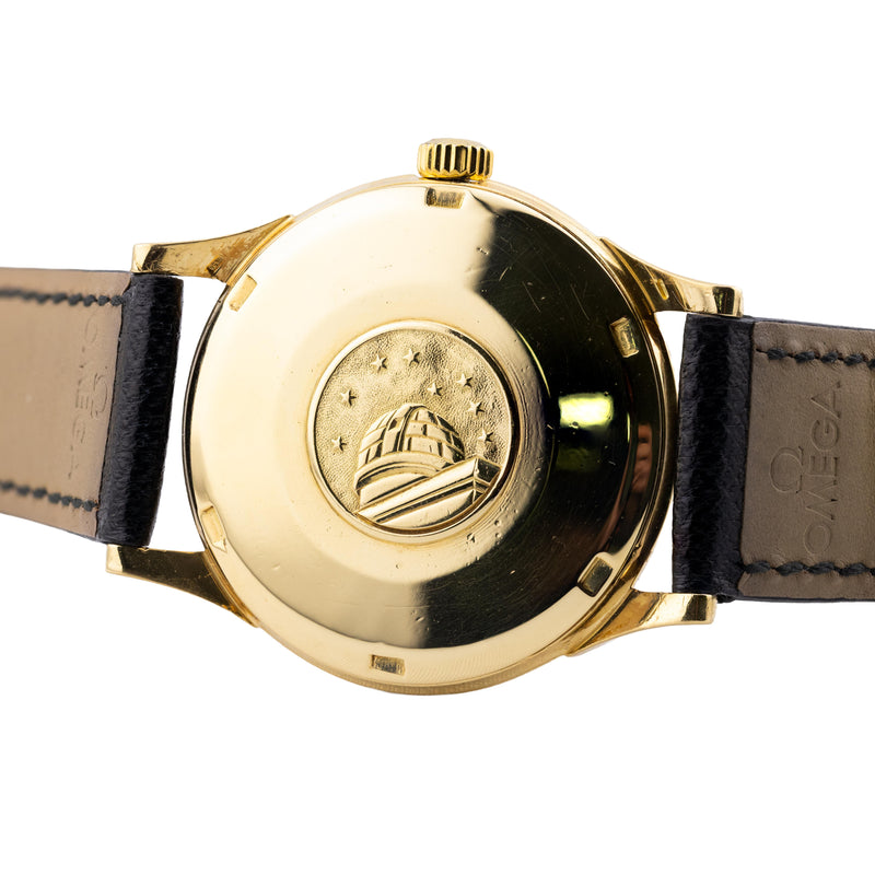 Vintage Omega Constellation DeLuxe Pie Pan 18 Karat Gold Mens Watch Circa 1959