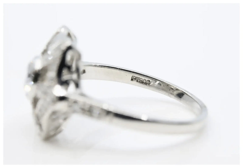 Art Deco 0.87ctw Diamond Engagement Ring in Platinum