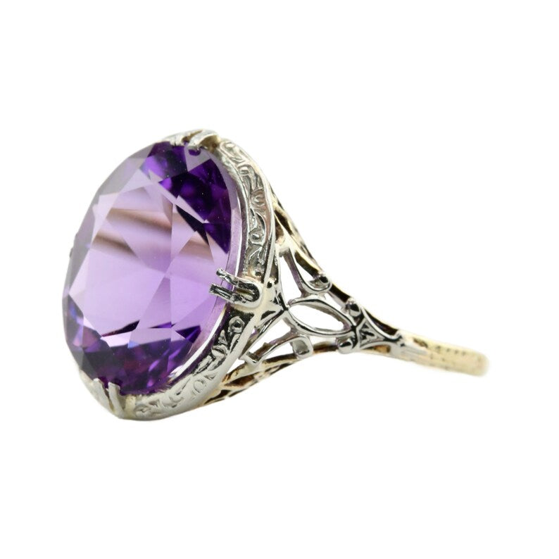 Art Deco Amethyst Solitaire Filigree Ring in Two Tone 14 Karat Gold